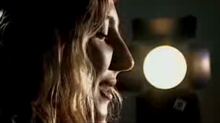 Qantas Flights Show Film About Female Orgasm